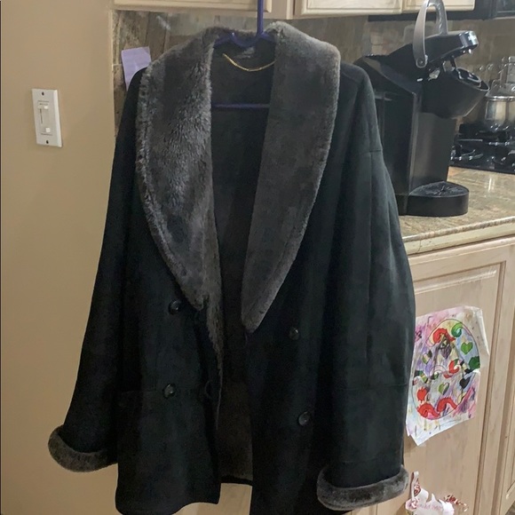 St. John Jackets & Blazers - Brand new blackish grey shearling coat size medium